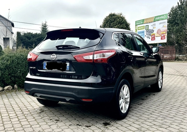 Nissan Qashqai cena 45900 przebieg: 89555, rok produkcji 2015 z Ostrołęka małe 137